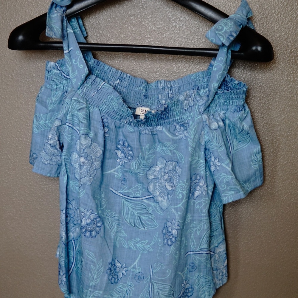 Ana Summer off shoulder top